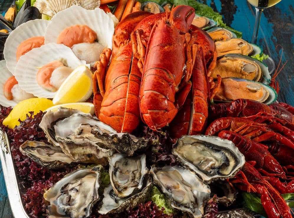 Surf and Turf Dinner Buffet @ Bistro on the Mile - Holiday Inn Golden Mile